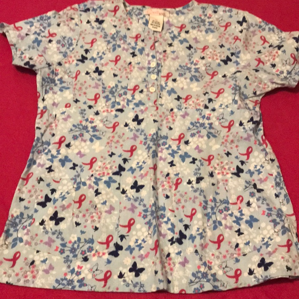 *CLEARANCE* breast cancer scrub top sz M